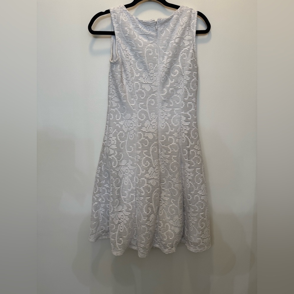 Studio One New‎ York Sleeveless Cutout Floral A-Line Dress in White - Size 6